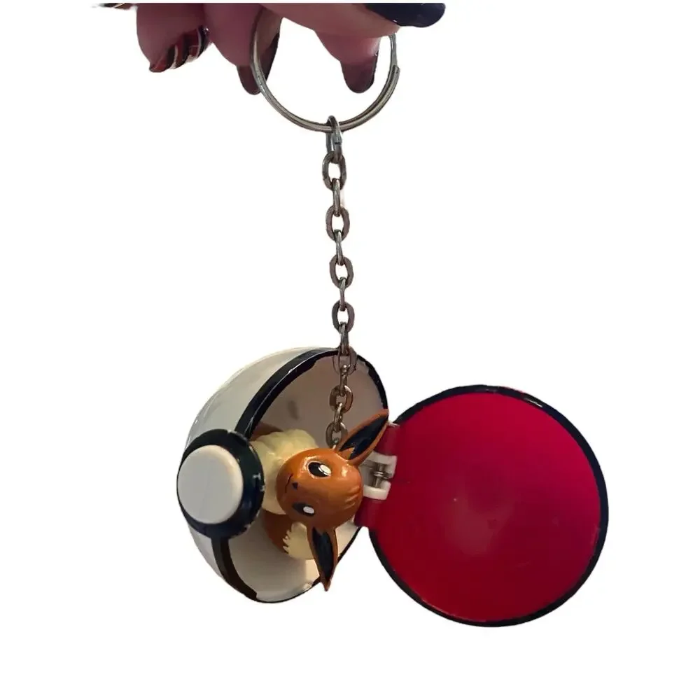 Vintage 1999 EEVEE POKEMON Pokeball Keychain Original Nintendo Collectible Toy
